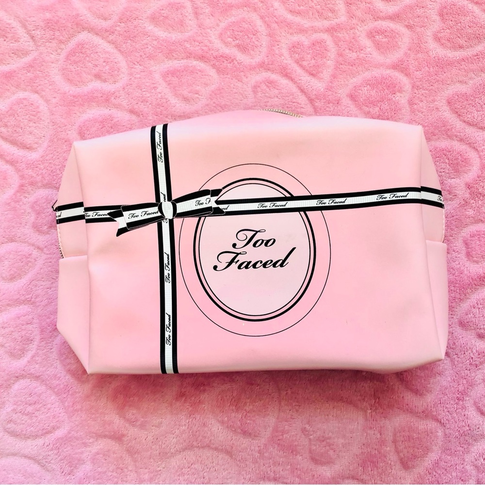 Too face make up bag  new